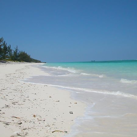 Whitby Hollywood Beach Suites Turks And Caicos מתקנים תמונה