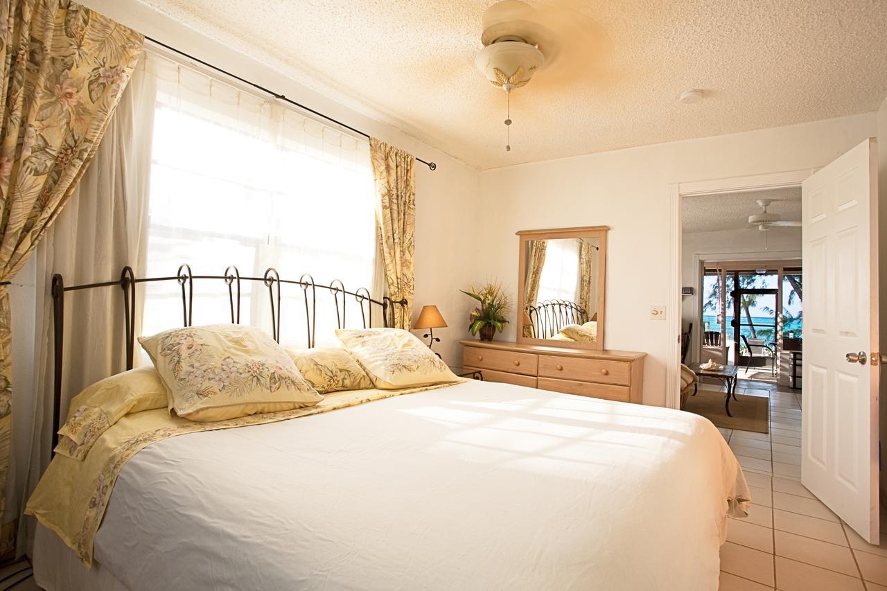 Whitby Hollywood Beach Suites Turks And Caicos חדר תמונה